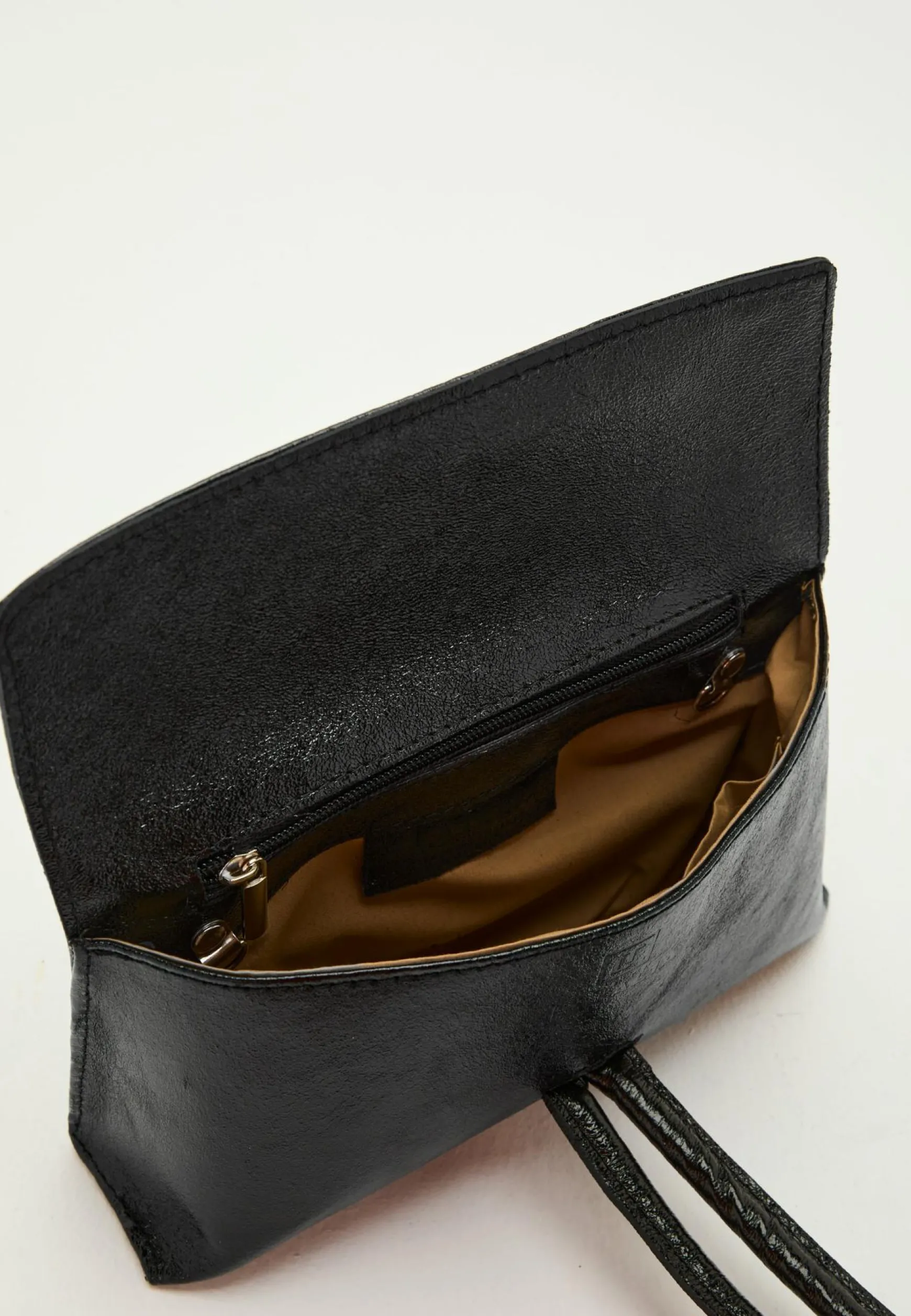 Barletta Shiny Leather Bag