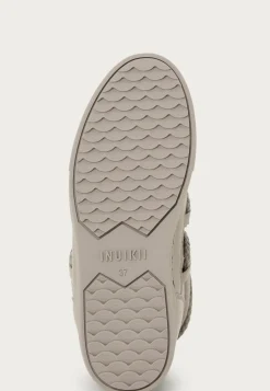 Classic Sneaker