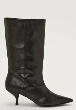 Heeled Mid Knee Leather Boot