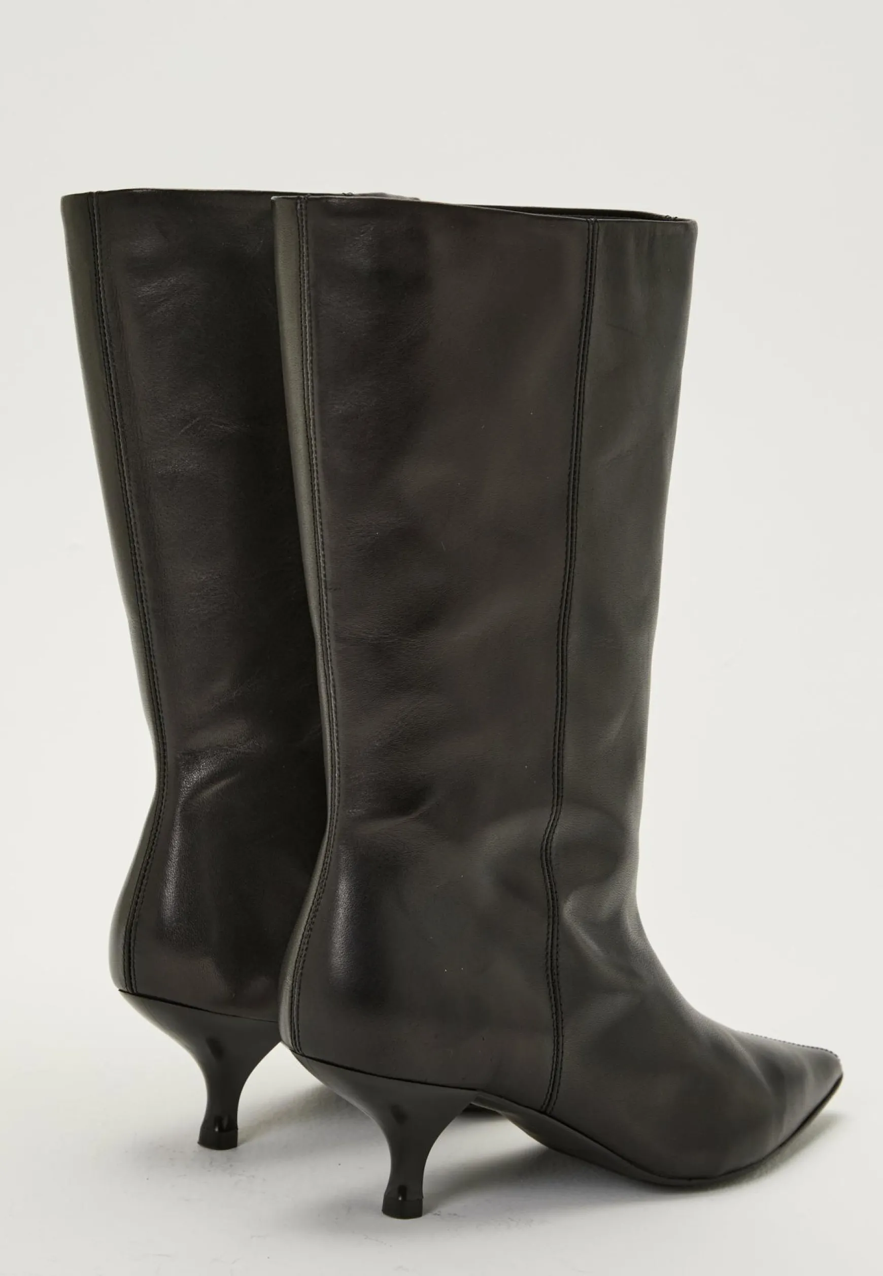 Heeled Mid Knee Leather Boot