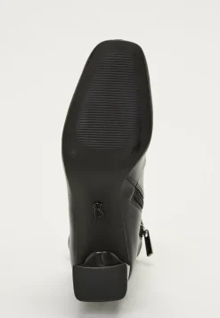 Hurst Classic Boots