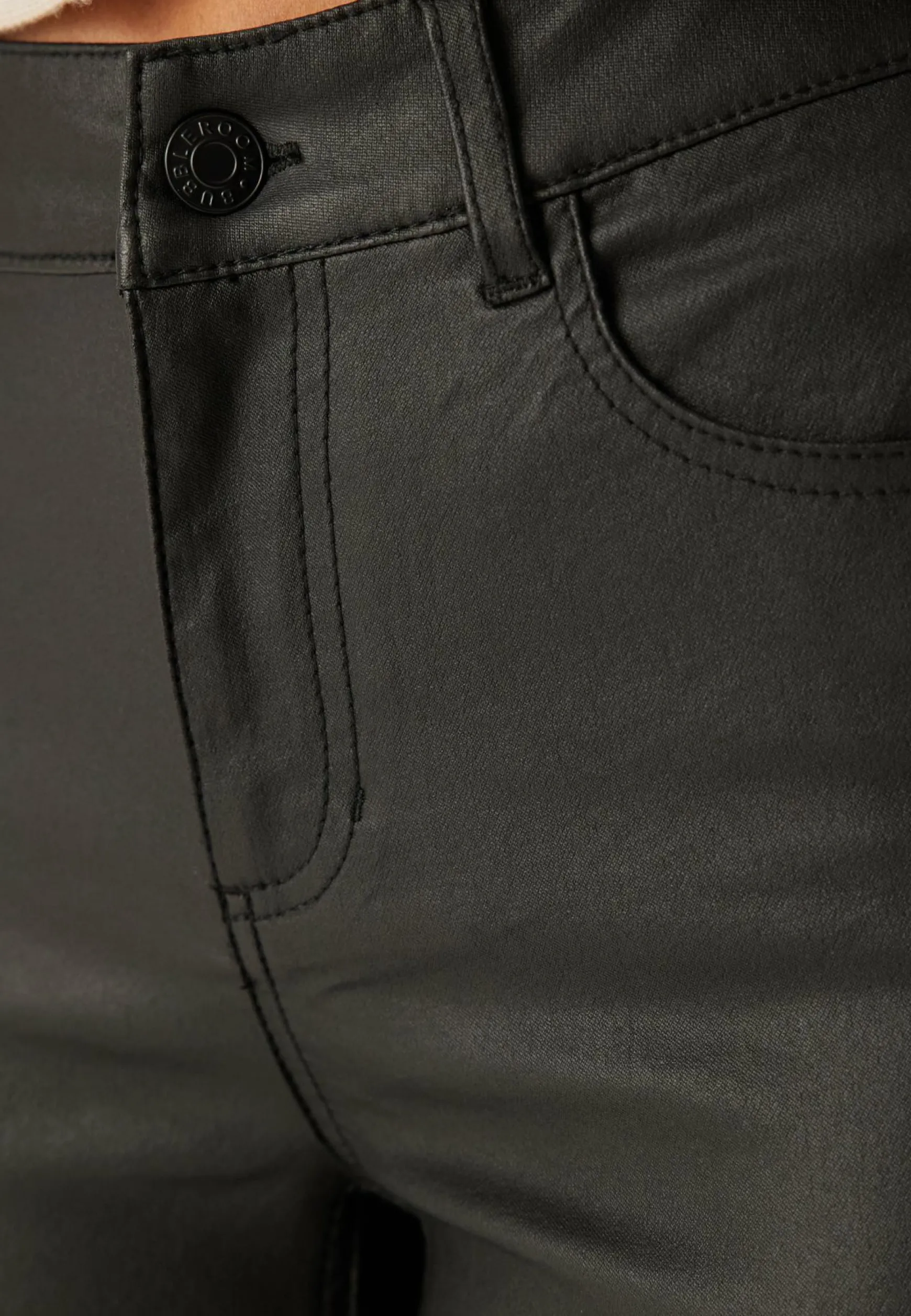 Mid Waist Push-up Coated Slim Jeans
