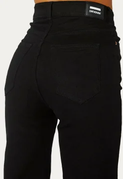 Moxy Straight