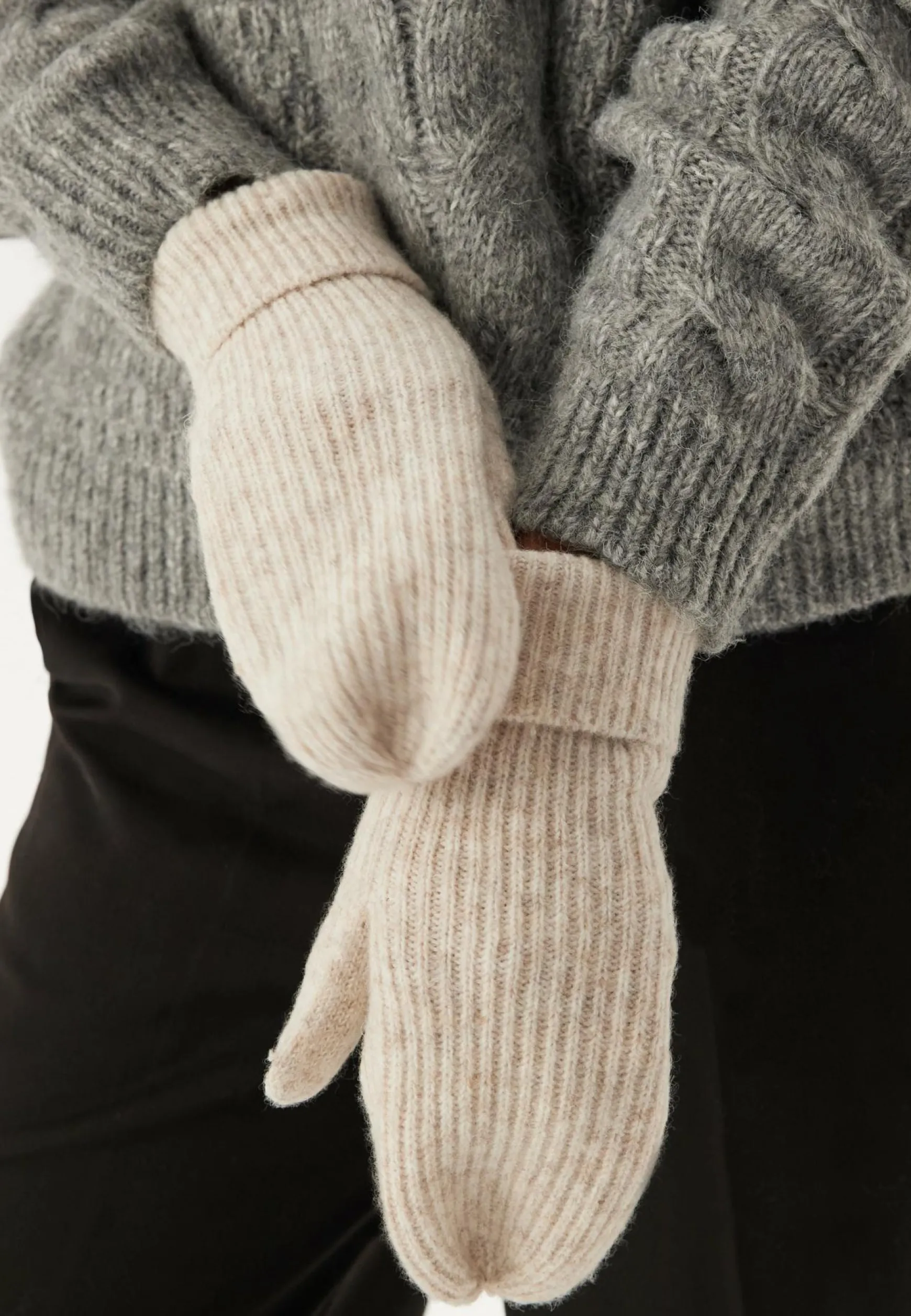 Pcmoella Mittens