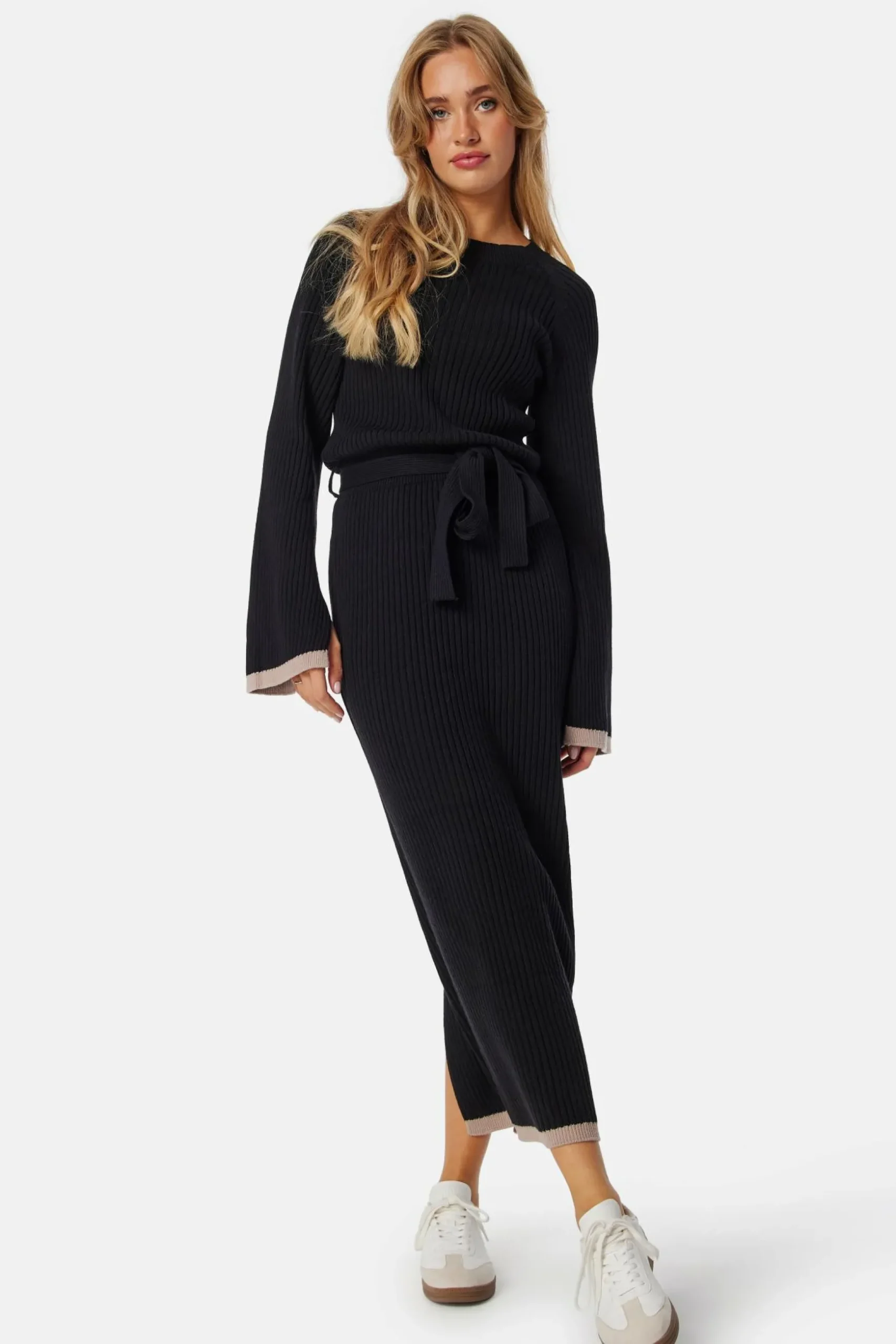 Round Neck Rib Knitted Maxi Dress