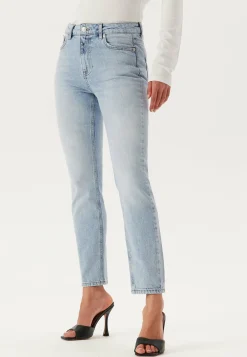 Slim Ankle Jeans