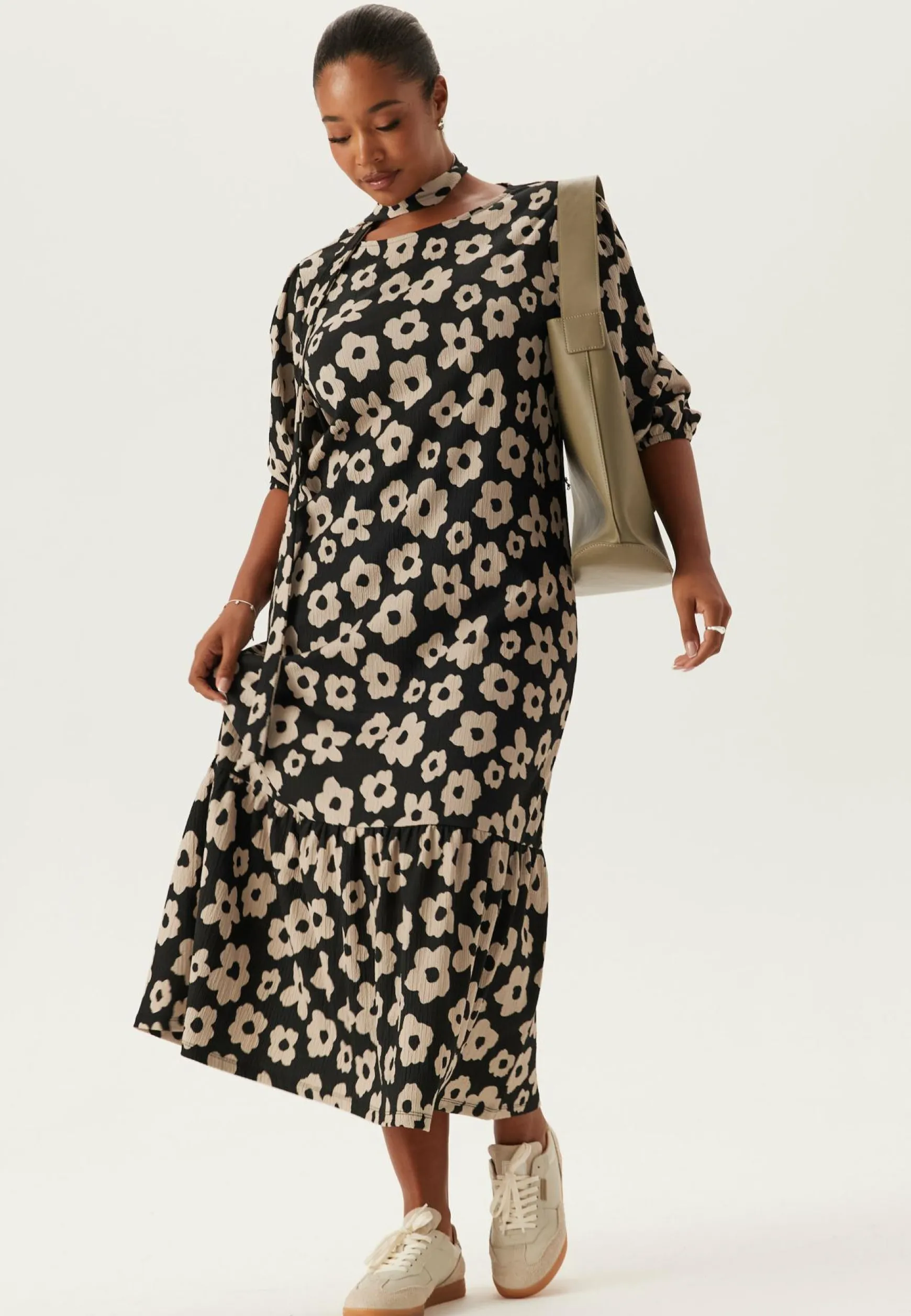 Structure Flounce Midi Dress
