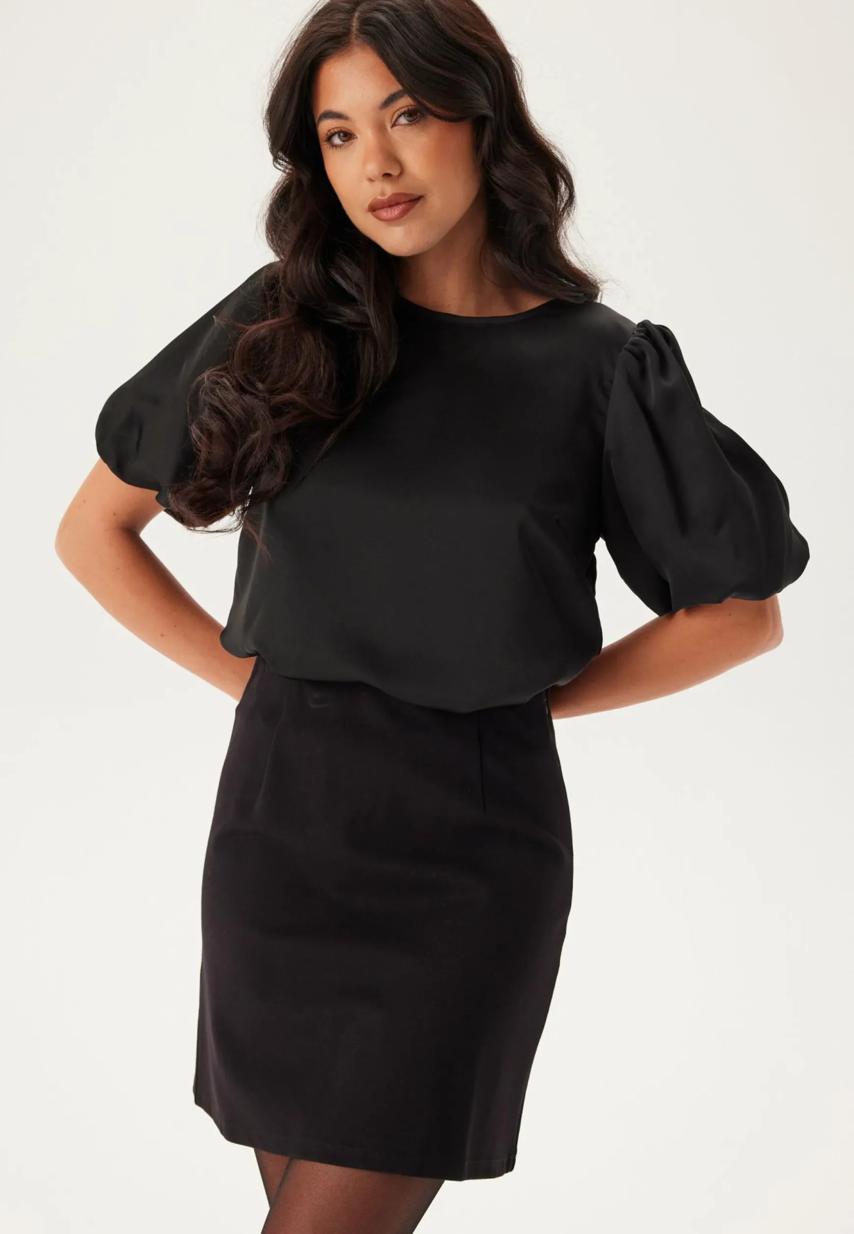Viellette 2/4 SATIN PUFF TOP S