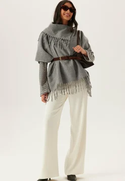 Vifjolira High Neck Poncho