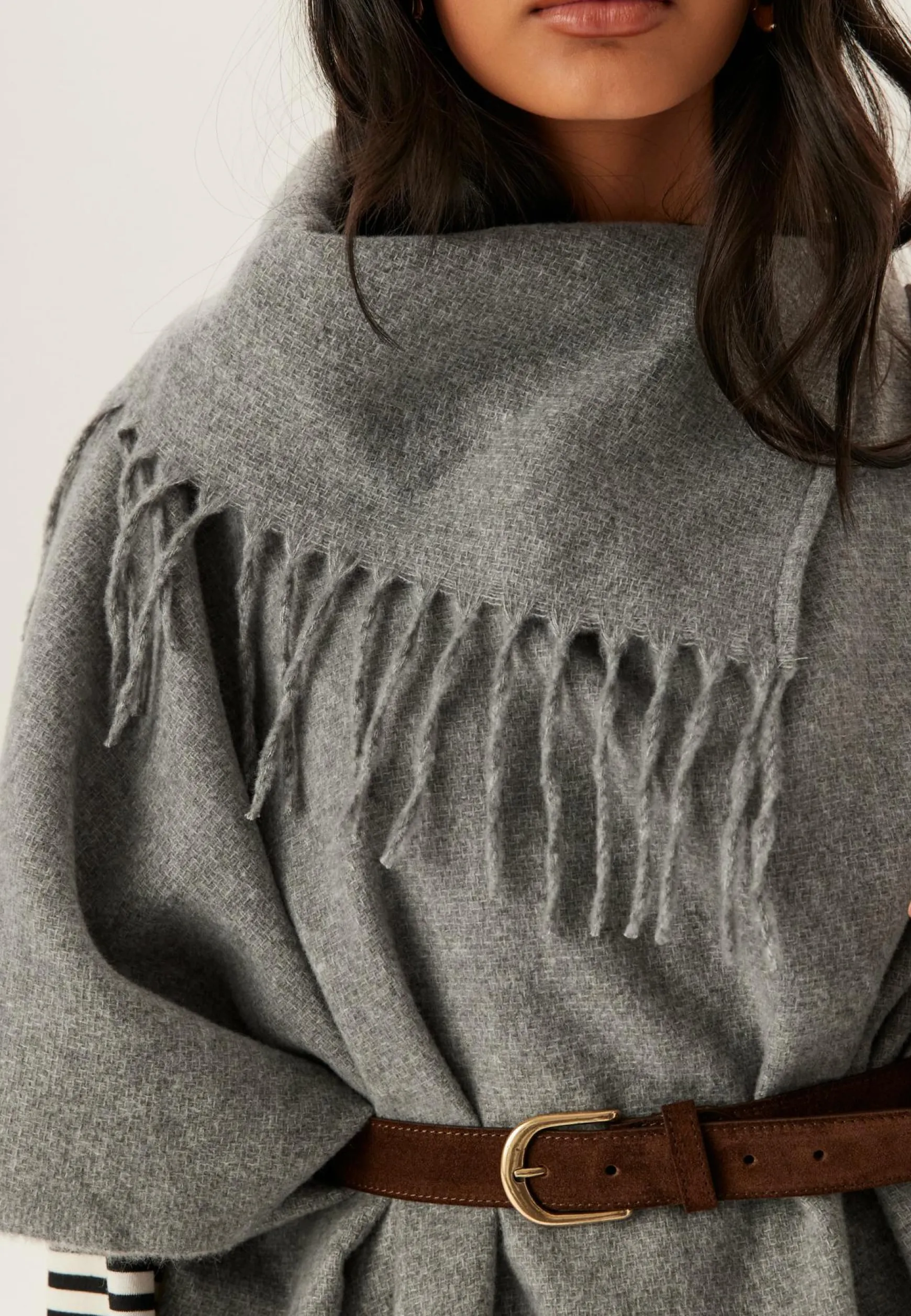 Vifjolira High Neck Poncho
