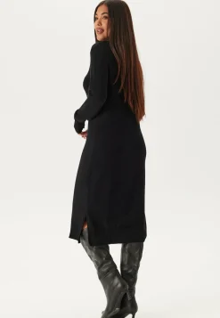 Viril Crew Neck Midi Dress